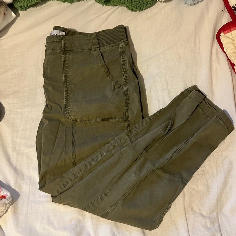 sonoma green cargo capris